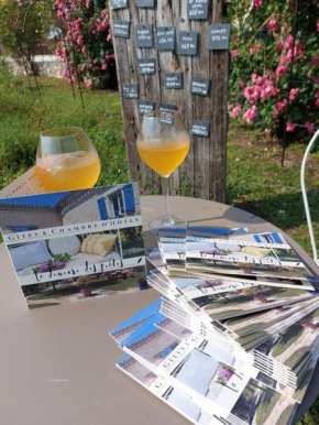 La demeure des poètes chambres d'hôtes Les Cabannes